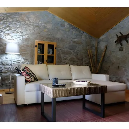 Casa de Campo A Vina Do Souto *